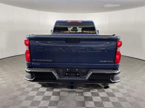 2024 Chevrolet Silverado 2500 Custom