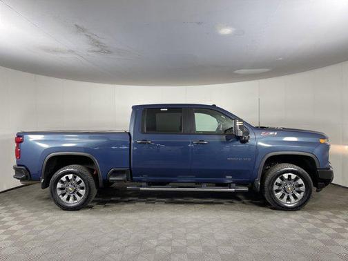 2024 Chevrolet Silverado 2500 Custom