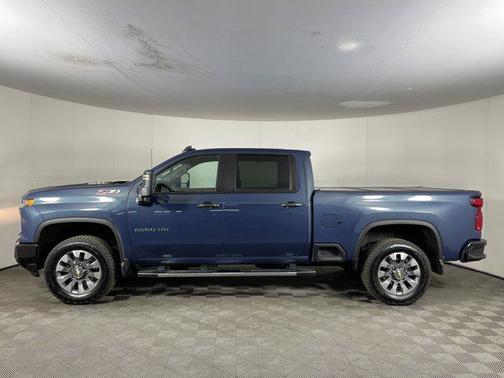 2024 Chevrolet Silverado 2500 Custom