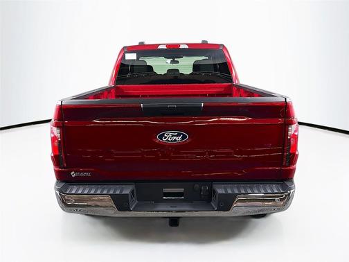 Ruby Red Metallic Tinted Clearcoat 2026 Ford F-150 XLT
