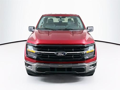 Ruby Red Metallic Tinted Clearcoat 2026 Ford F-150 XLT