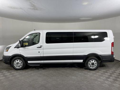 2025 Ford Transit-350 XL