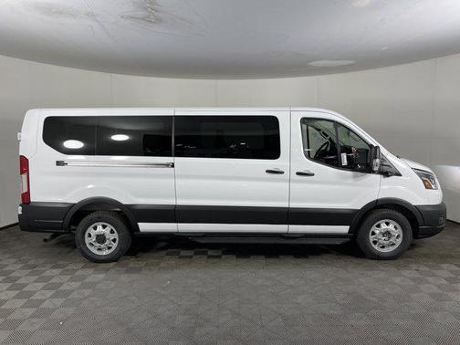 2025 Ford Transit-350 XL