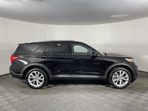 2024 Ford Explorer Platinum