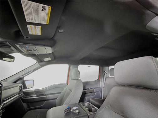 Hot Pepper Red Metallic Tinted Clearcoat 2023 Ford F-150 XLT
