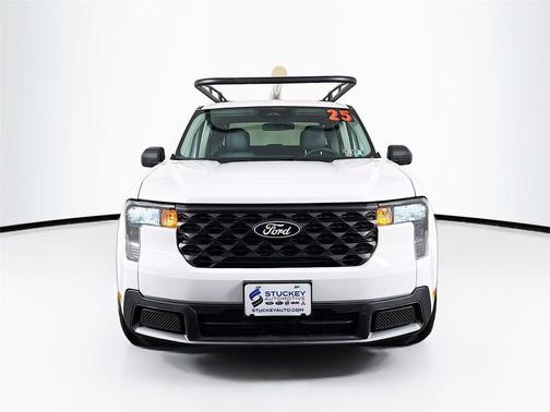 Oxford White 2025 Ford Maverick XLT