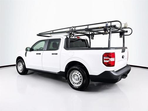 Oxford White 2025 Ford Maverick XLT