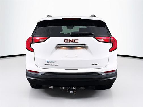 Summit White 2018 GMC Terrain SLE