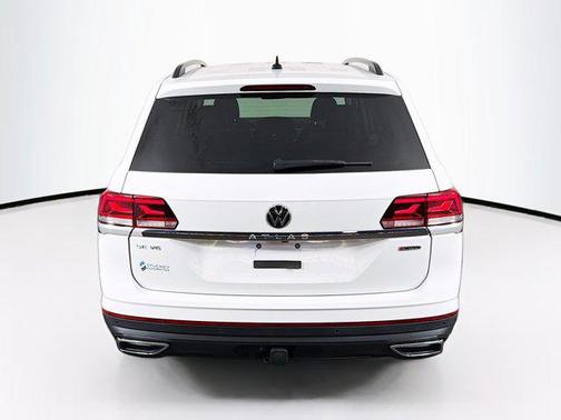 2022 Volkswagen Atlas 3.6L SE w/Technology