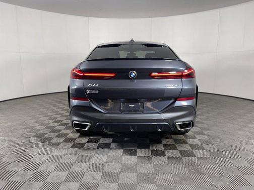 2022 BMW X6 xDrive40i