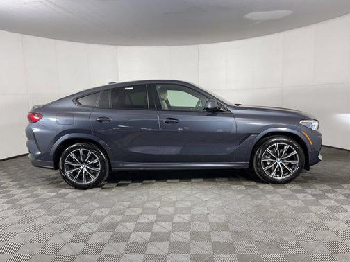 2022 BMW X6 xDrive40i
