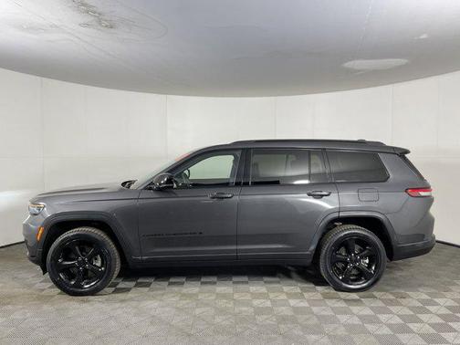 2022 Jeep Grand Cherokee L Altitude