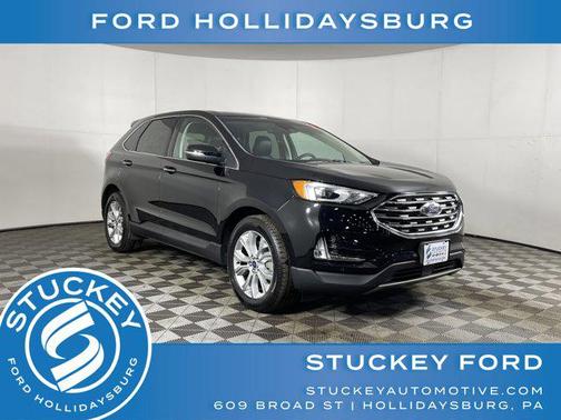 2021 Ford Edge Titanium
