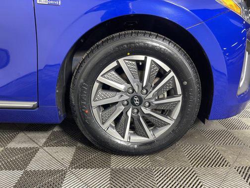 2020 Hyundai IONIQ EV Limited