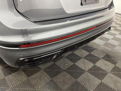 2022 Volkswagen Tiguan 2.0T SE R-Line Black 4MOTION