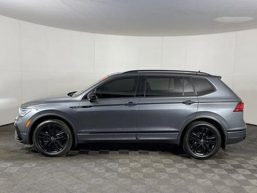 2022 Volkswagen Tiguan 2.0T SE R-Line Black 4MOTION