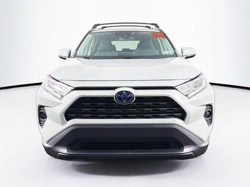 2020 Toyota RAV4 Hybrid XLE