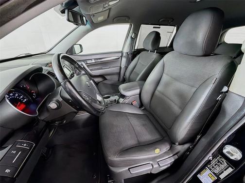 Ebony Black 2014 Kia Sorento LX