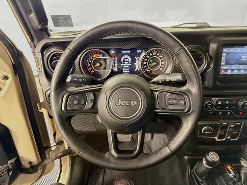 Limited Edition Gobi Clearcoat 2022 Jeep Wrangler Willys