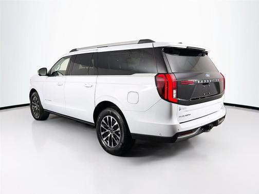 Space Silver Metallic 2025 Ford Expedition Max Platinum