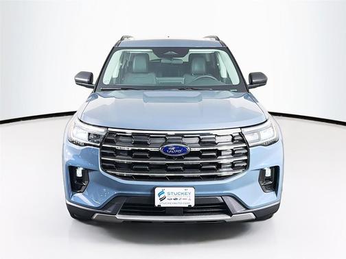 Vapor Blue Metallic 2026 Ford Explorer Active
