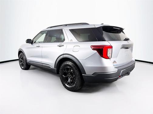 Iconic Silver Metallic 2022 Ford Explorer Timberline