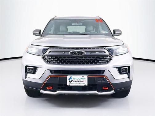 Iconic Silver Metallic 2022 Ford Explorer Timberline