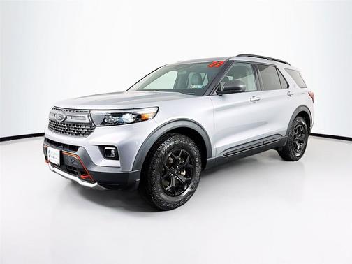 Iconic Silver Metallic 2022 Ford Explorer Timberline