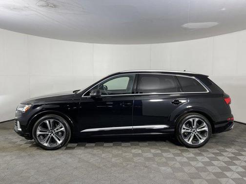 2021 Audi Q7 55 Prestige