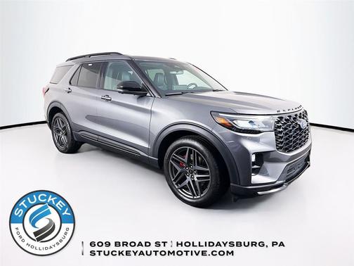 Carbonized Gray Metallic 2025 Ford Explorer ST