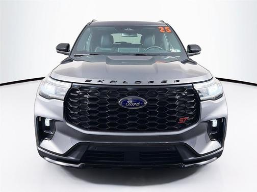 Carbonized Gray Metallic 2025 Ford Explorer ST
