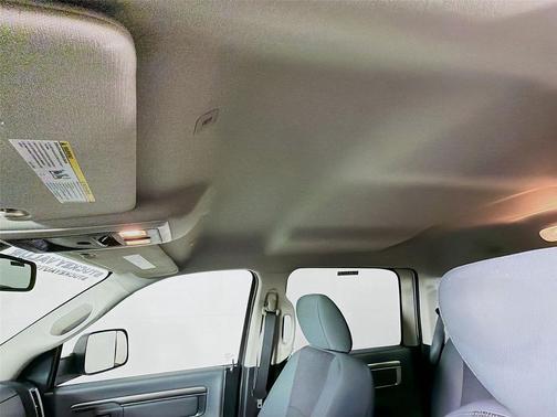 Bright White Clearcoat 2017 RAM 1500 Big Horn