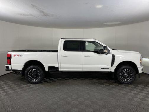 2026 Ford F-250 Lariat