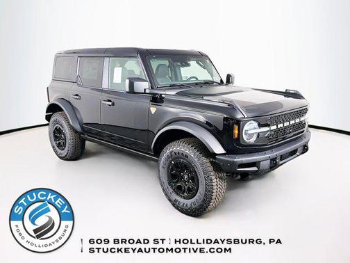 Shadow Black 2026 Ford Bronco Badlands