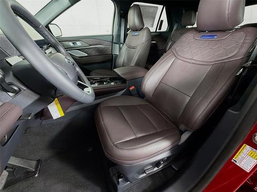 Rapid Red Metallic Tinted Clearcoat 2026 Ford Explorer Platinum