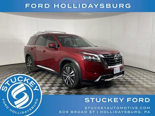 2023 Nissan Pathfinder Platinum 4WD