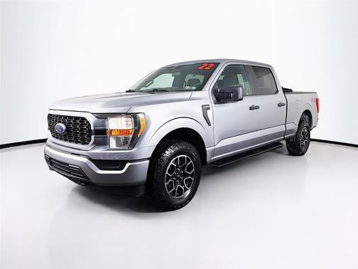 Iconic Silver Metallic 2022 Ford F-150 XL