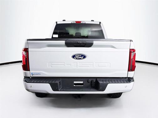 Avalanche 2026 Ford F-150 STX