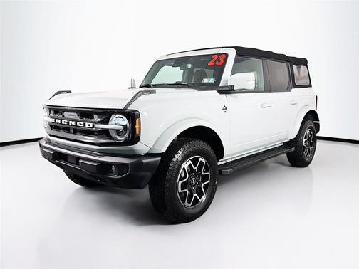Cactus Gray 2023 Ford Bronco Outer Banks