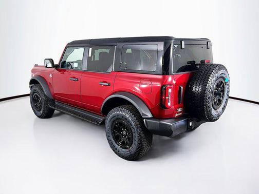 Ruby Red Metallic Tinted Clearcoat 2026 Ford Bronco Outer Banks