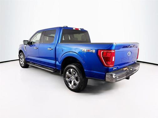 Atlas Blue Metallic 2022 Ford F-150 XLT