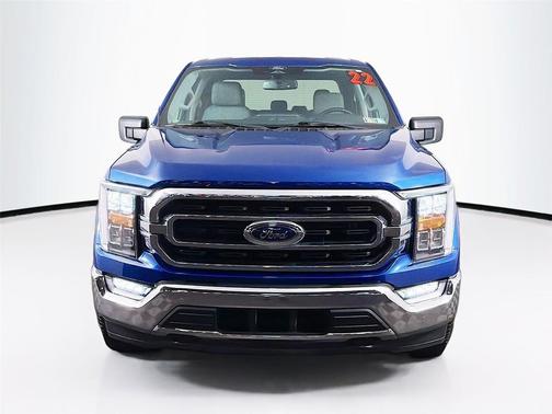 Atlas Blue Metallic 2022 Ford F-150 XLT