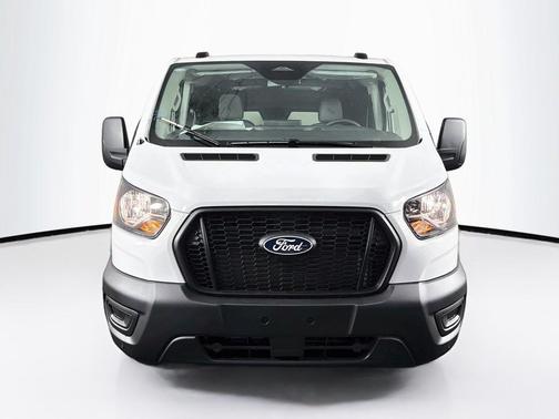 Oxford White 2026 Ford Transit-250 Base