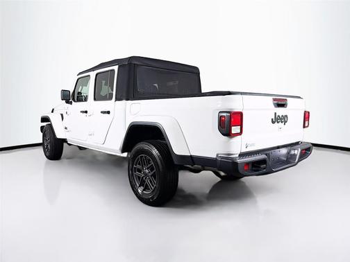 2024 Jeep Gladiator Sport S