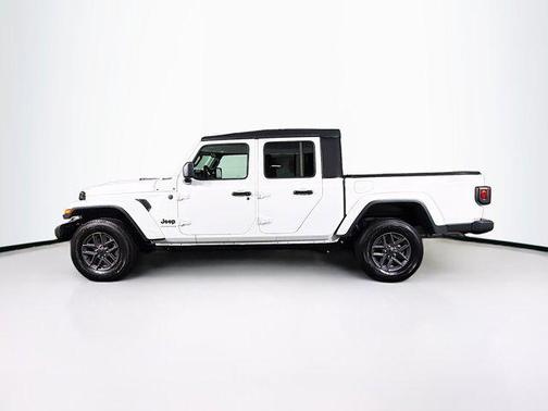 2024 Jeep Gladiator Sport S