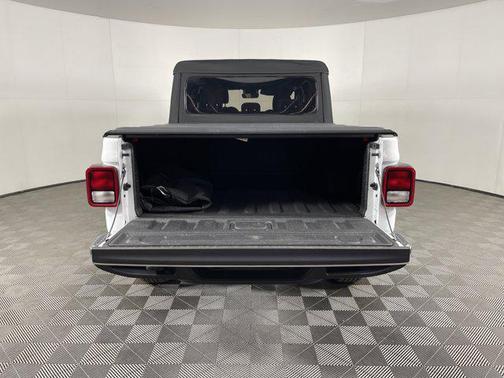 2024 Jeep Gladiator Sport S