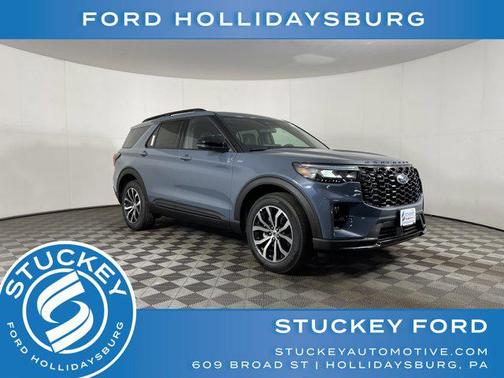 2025 Ford Explorer ST-Line