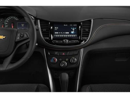 Summit White 2018 Chevrolet Trax LS