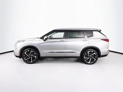 Alloy Silver Metallic 2022 Mitsubishi Outlander SE 2.5 S-AWC