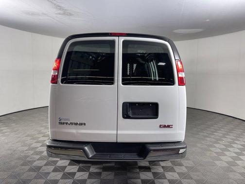 2023 GMC Savana 2500 Work Van